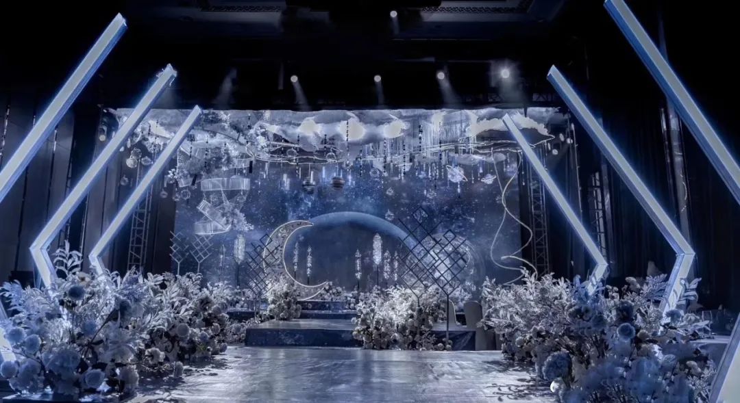 一场神秘浪漫的星空的婚礼,神秘浪漫的蓝色星空婚礼