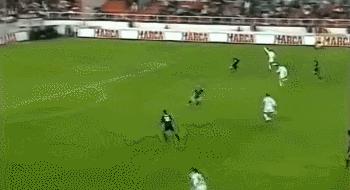 阿尔维斯成近28年来巴萨第一人,传奇回归巴萨官宣阿尔维斯加盟