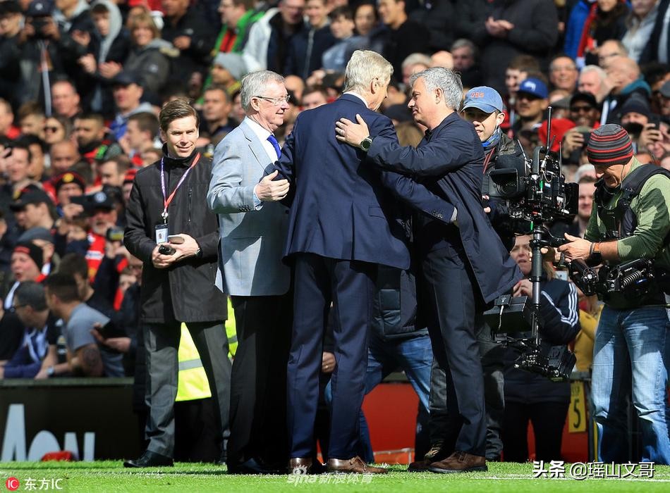 致敬温格的歌,阿尔塞纳·温格时期的阿森纳