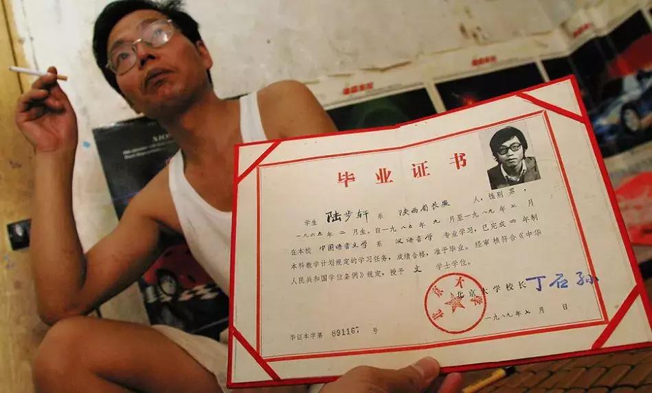 一个大学生卖猪肉赚钱模式,卖猪肉创业成功的人