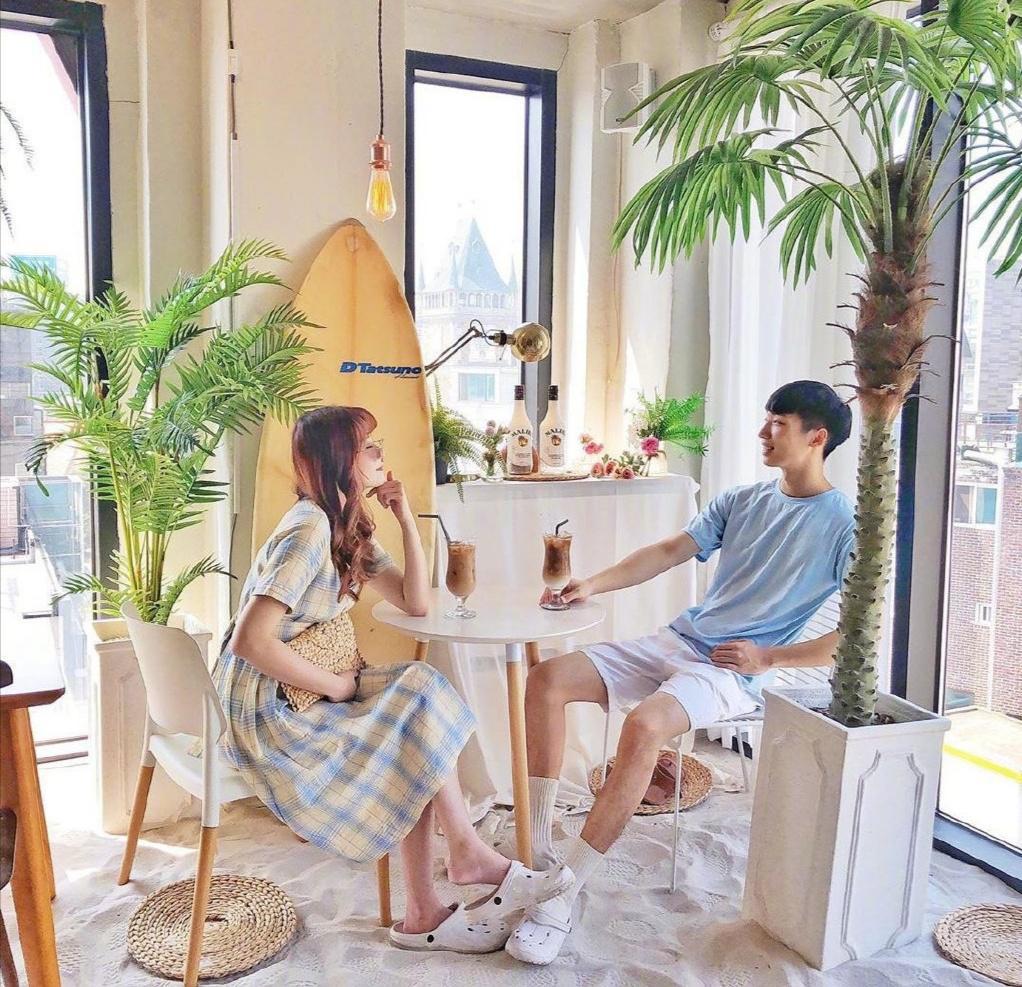 韩国情侣装搭配 (情侣装秋季搭配高级韩国)