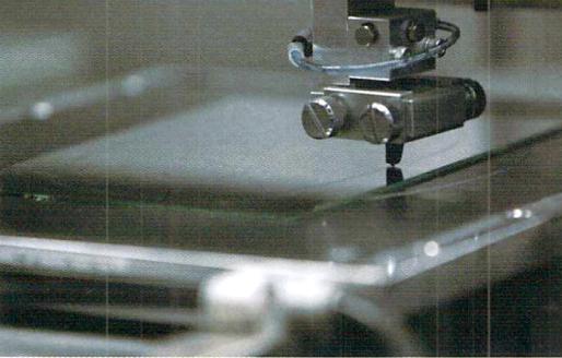 汽车后视镜的专利背景技术,汽车后视镜生产制造工艺流程