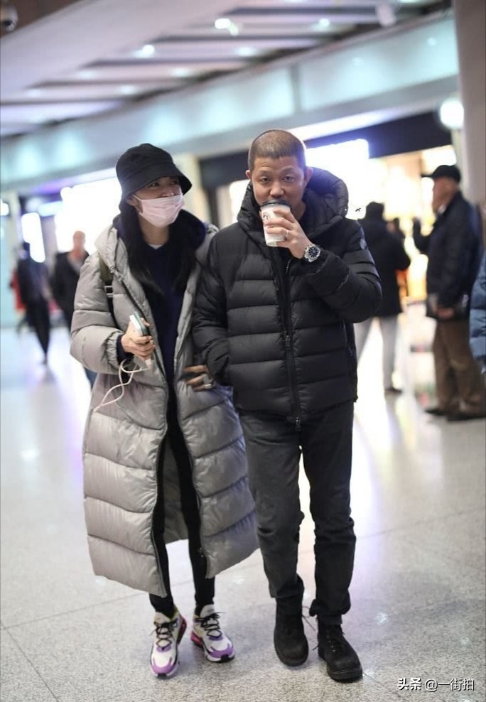 姚晨回应唐一菲婚姻,姚晨和唐一菲私下关系