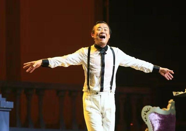 周立波近况回国没,周立波现在还会复出吗