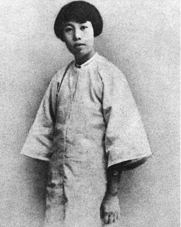 鲁迅：民国第一吃货，兄弟为何反目，还有那些不为人知的往事