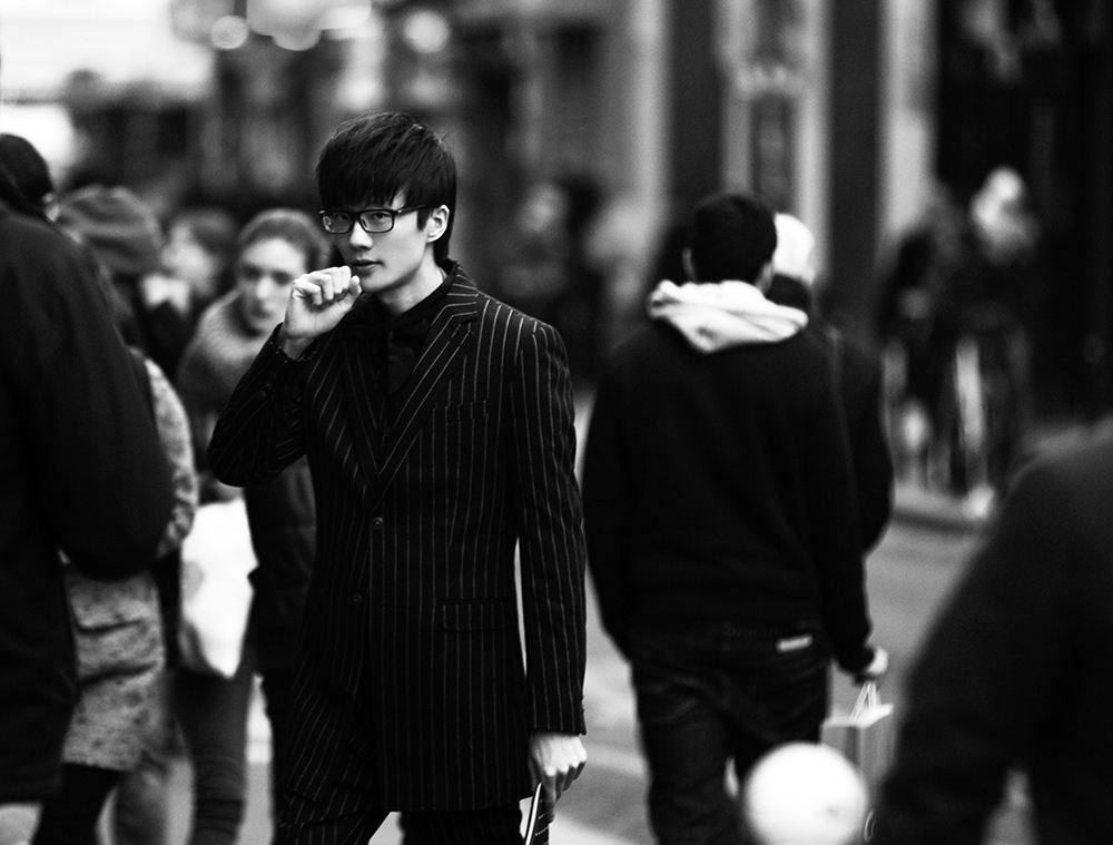 摘掉“有色眼镜”看许嵩：做他的歌迷，真的很惨