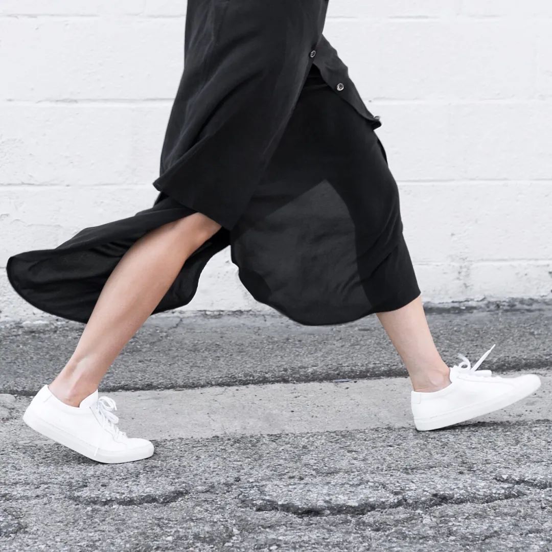 又好看又百搭的小白鞋,那些超好看的又百搭的小白鞋