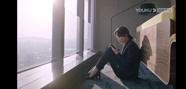 突围年轻的石红杏的扮演者是谁,突围电视剧石红杏是个什么人物