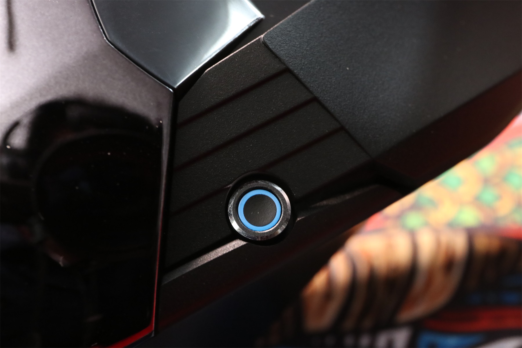 a970达尔优机甲版和黑武士的区别,达尔优A970高阶游戏鼠标