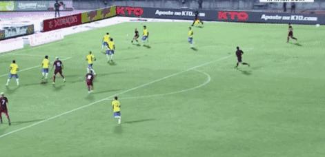 0-2落后开启疯狂反扑连进五球,0:5落后到最后20分钟连进5球扳平