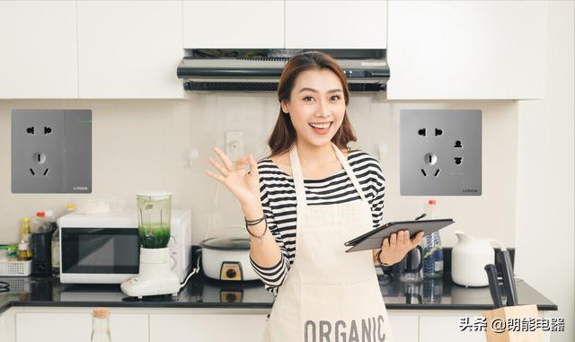 你能控制墙上开关，能否自如控制内心开关？开关的生活哲学