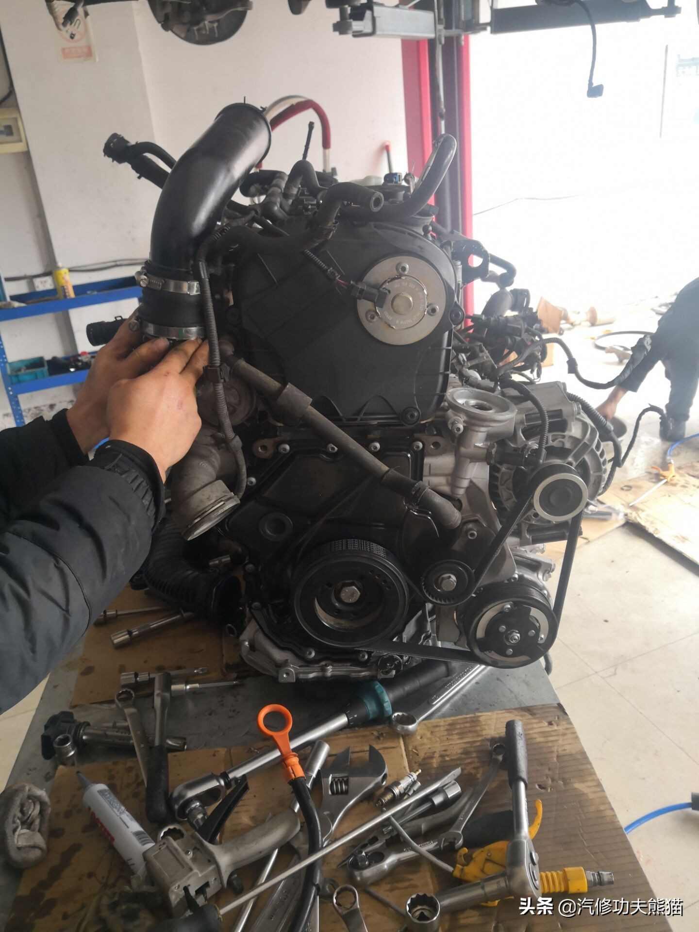 斯柯达明锐2010款2.0烧机油吗,09款斯柯达明锐1.6烧机油怎么解决