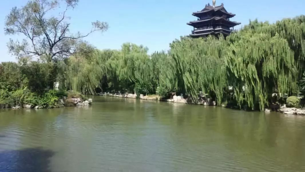 济南泉城旅游攻略必去景点,济南泉城特点景点