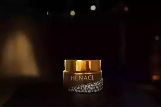 哭了！看完各大牌这些天价护肤品，用SK-II的你都算是勤俭持家