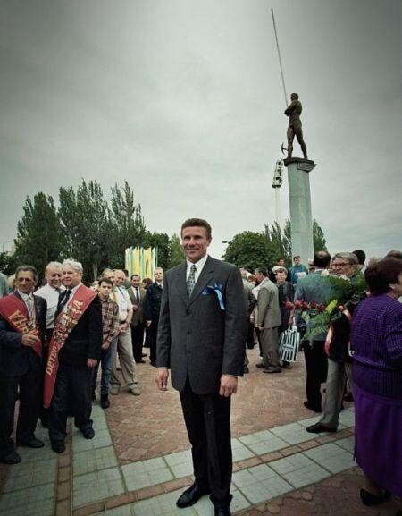 是谁打碎了布勃卡的纪录,破了4次世界纪录