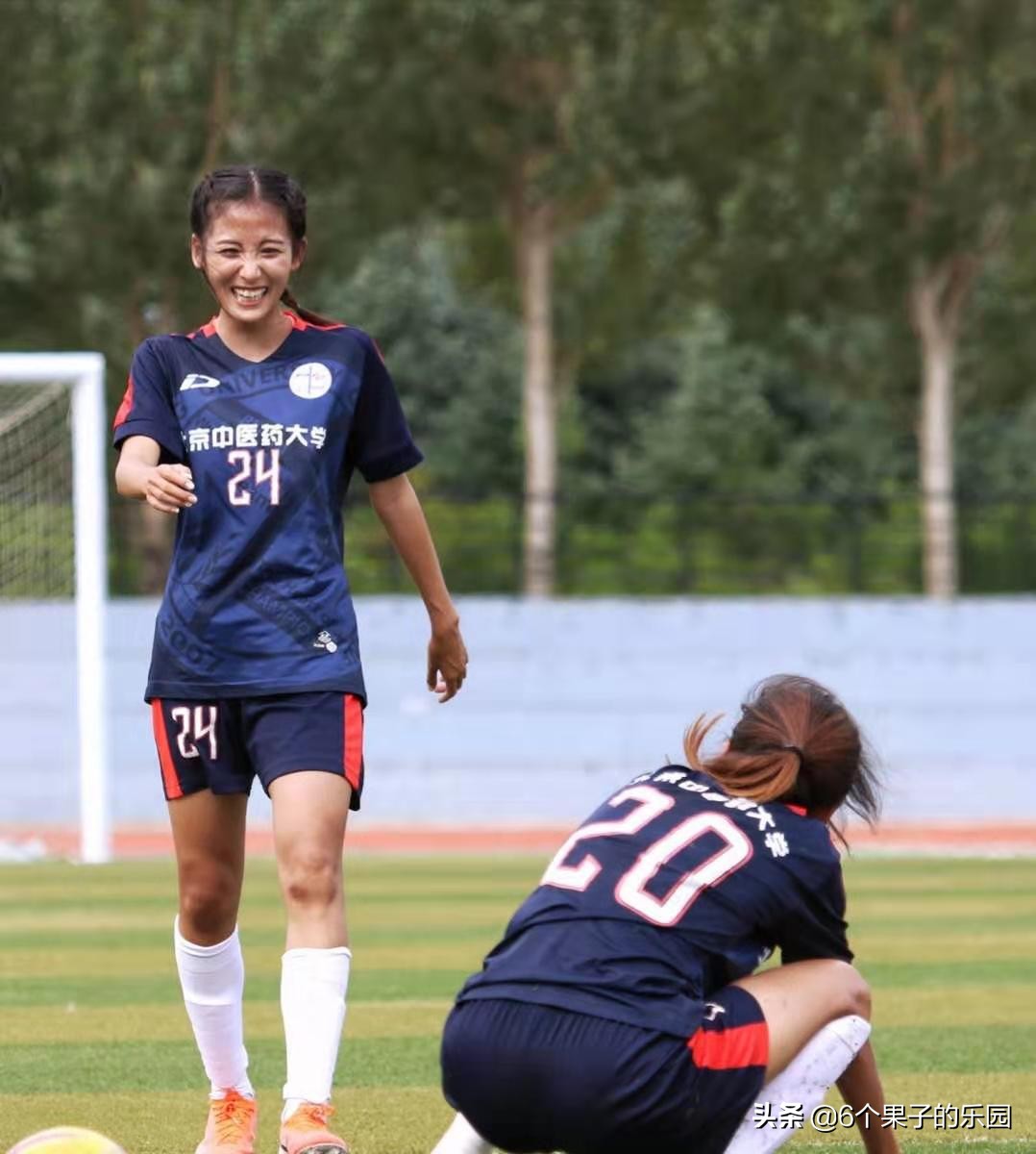 姜明佐姜明佑踢什么位置,天津泰达姜明佐