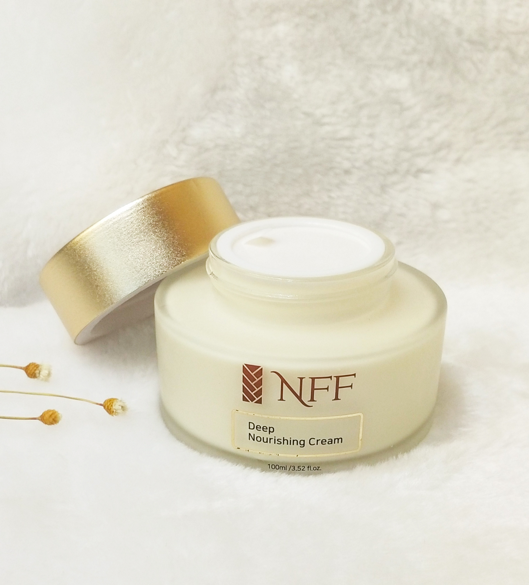 黄芪面霜功效与作用,面霜的效果及作用