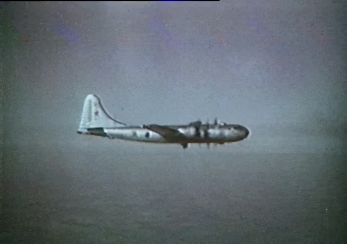 战斗民族：用４．５万人体测试原*弹子**威力