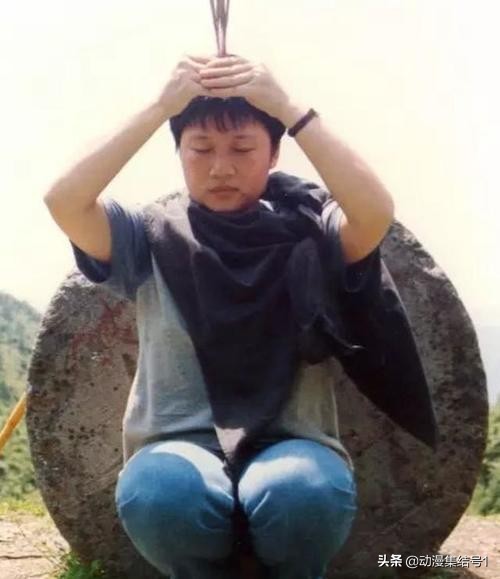 李娜出家后的青藏高原,有没有当年李娜出家剃度视频