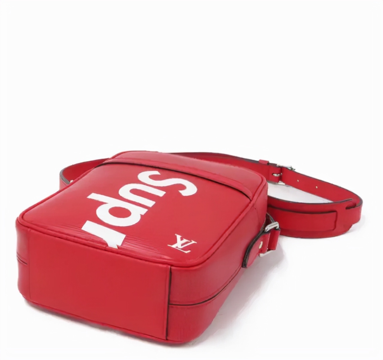 Rhude、Amiri、BAPESTA...靠着抄袭擦边球的潮牌，越来越火了？