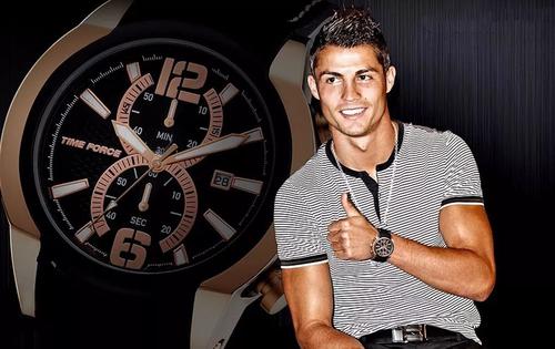 c罗皇马时期泡面头紫色球衣,c罗2017年欧冠决赛泡面头