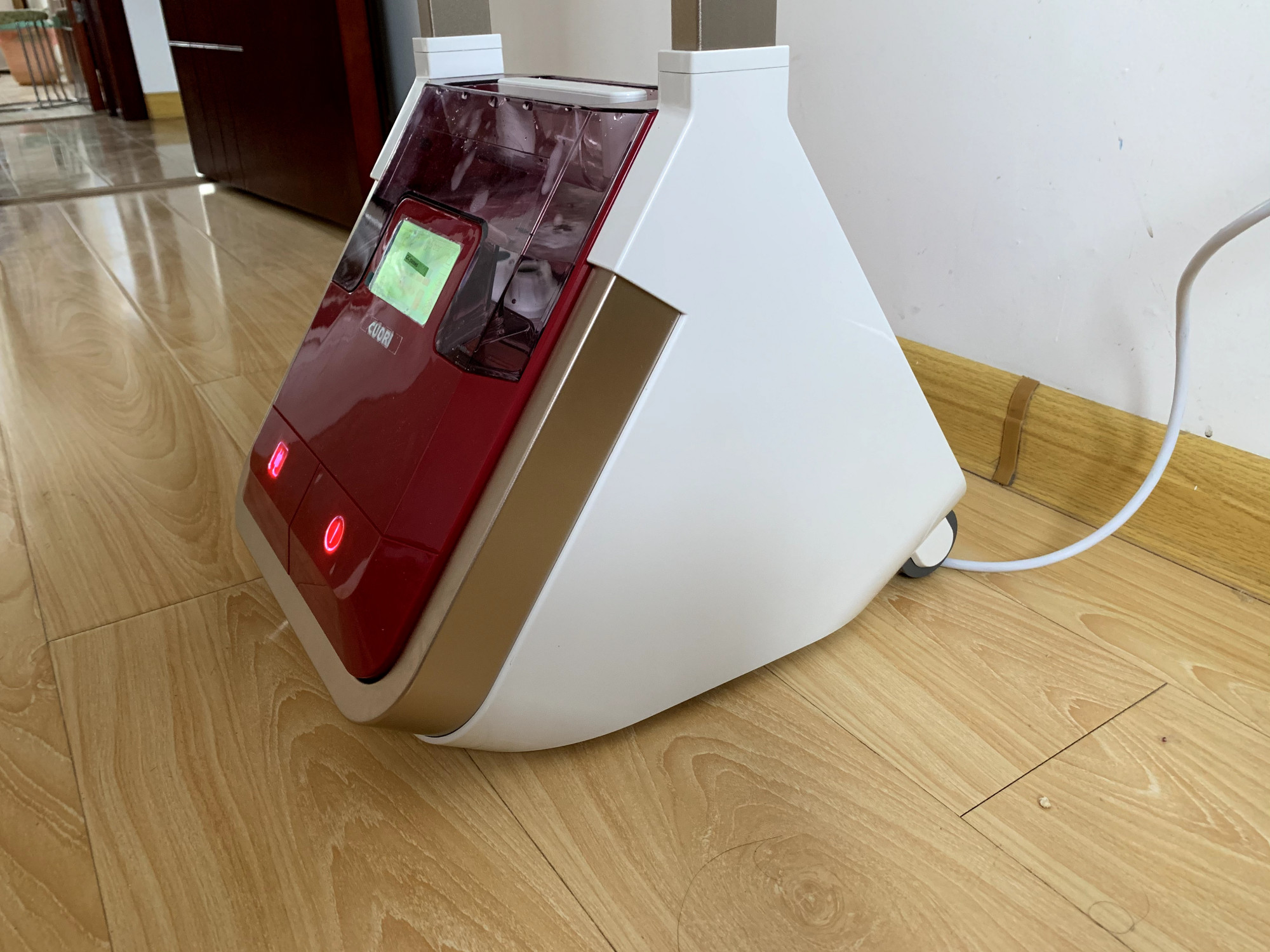 oja挂烫熨斗评测,戴森熨烫机怎么样