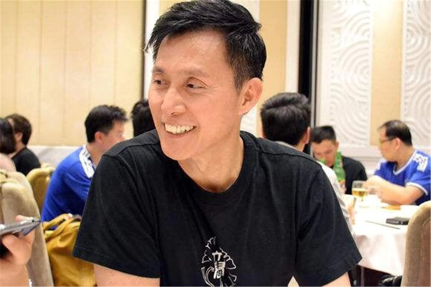 模仿谭咏麟的小孩,小孩模仿谭咏麟