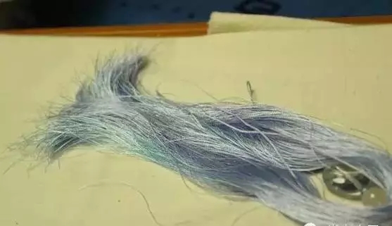 橄榄核雕手串如何打流苏视频,菩提手串有流苏和跑轮该怎么盘呀