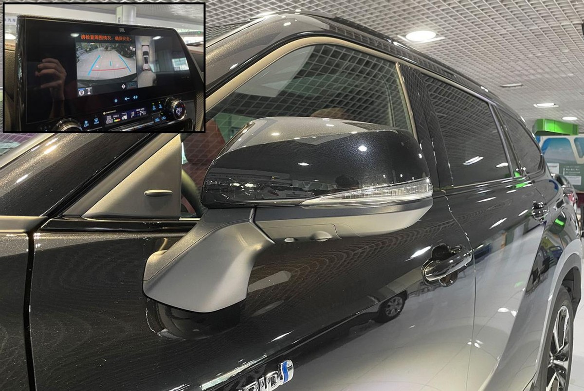 试驾丰田皇冠陆放对比汉兰达,丰田皇冠陆放和新款汉兰达