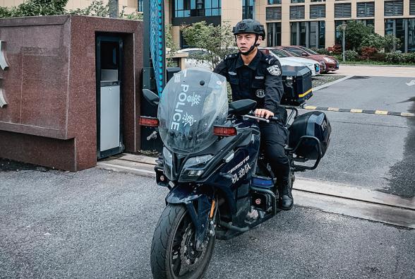 铁血柔情高清,铁血柔情勇担当