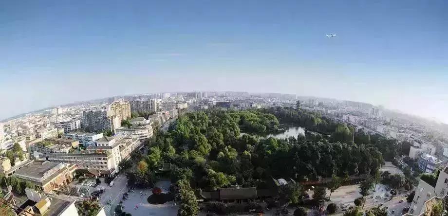 成都公交优化13条线路 (为进一步与市民接驳成都调整公交)