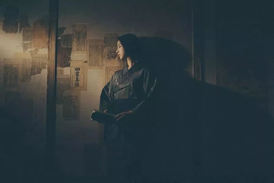 宝玉和源氏出家：不同文化背景下的相同选择