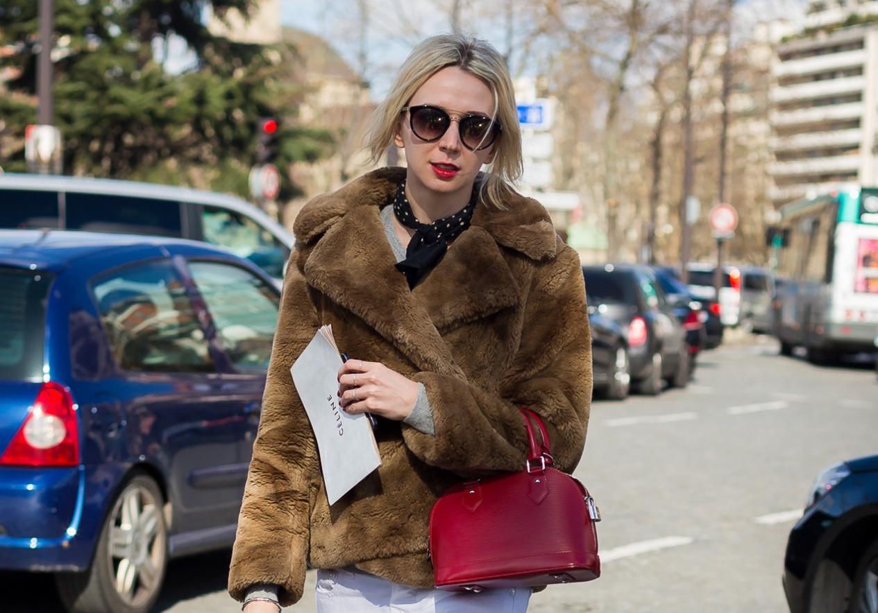 一个精致的女人，出门包包里一般会带这5样东西，少一样都不精致