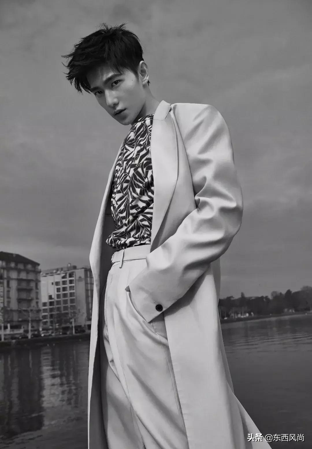 比较时尚比较酷的西装穿搭法,男装穿搭博主型男西装