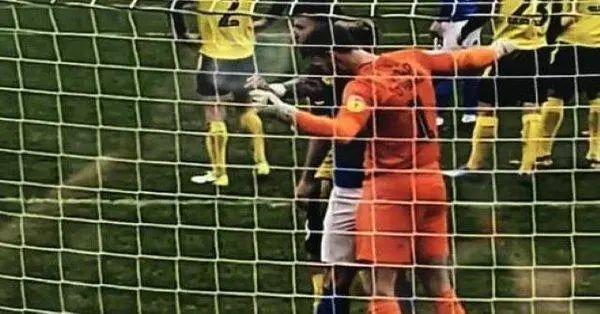 鑻忎簹闆锋柉鏇艰仈澶栫,鑻忎簹闆锋柉鏇艰仈鍐茬獊