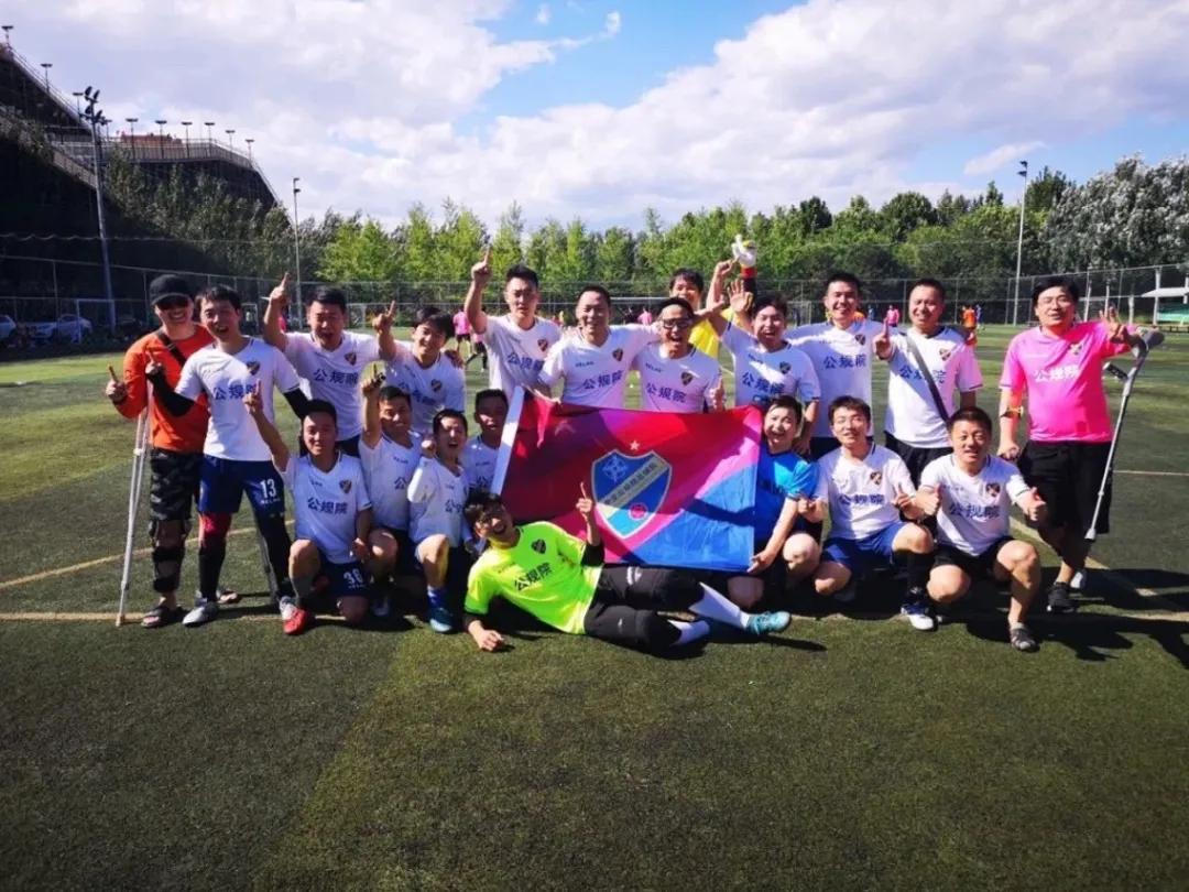 奥运赛场的爱国发言,奥运现场唱我和我的祖国