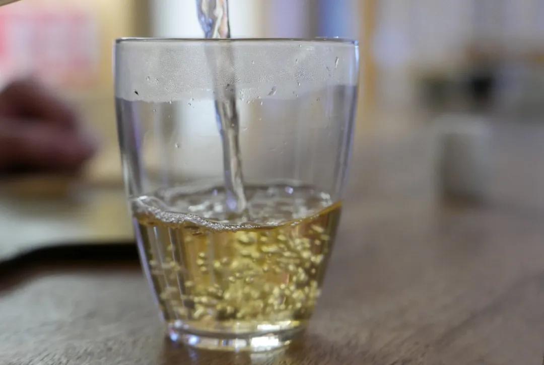 茶里的回甘生津是怎么回事,有回甘特别甜的茶