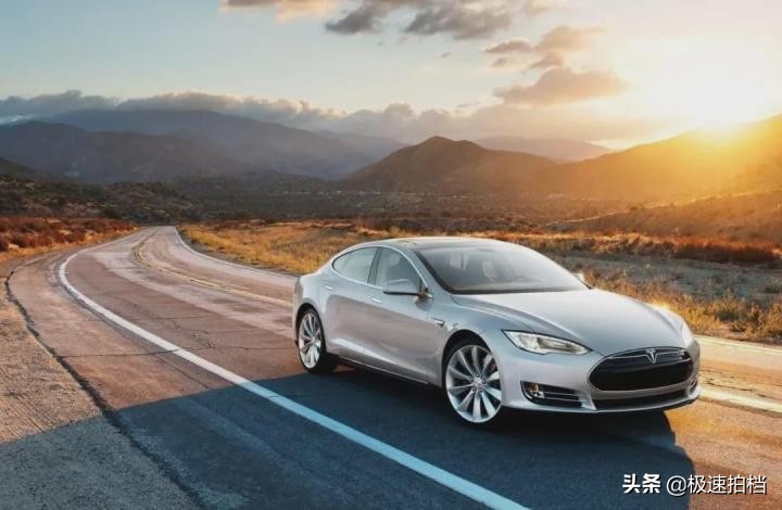 喜忧参半的原视频,胖哥试驾特斯拉modely