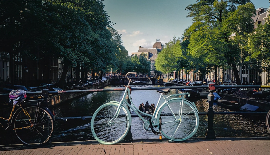 电竞主题酒店客房细节,电竞酒店客房设计