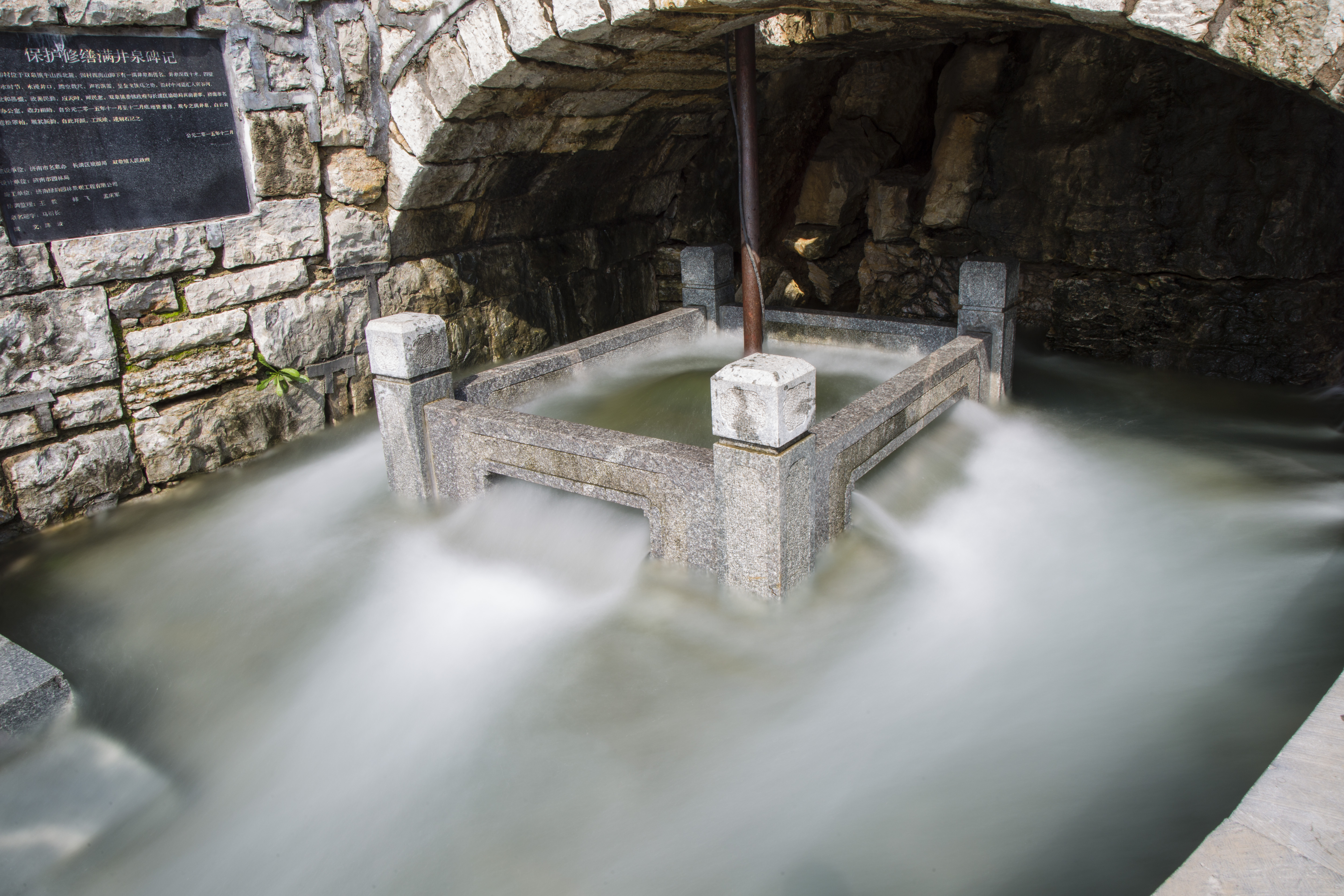 藏不住啦！济南这几个夏日避暑秘密基地，人少清幽、山美水野，盛夏去这里才是正解～