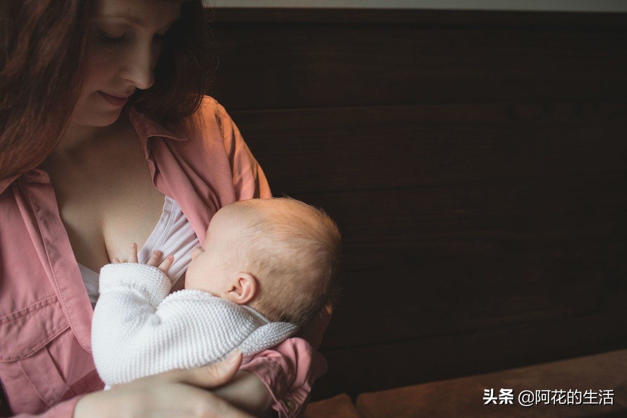 今日话题：儿媳妇喂奶，公公应该避嫌吗