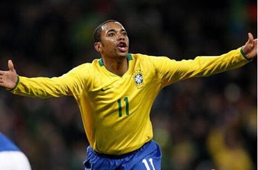 细数昙花一现的年轻足球天才,世界十大桑巴足球球员