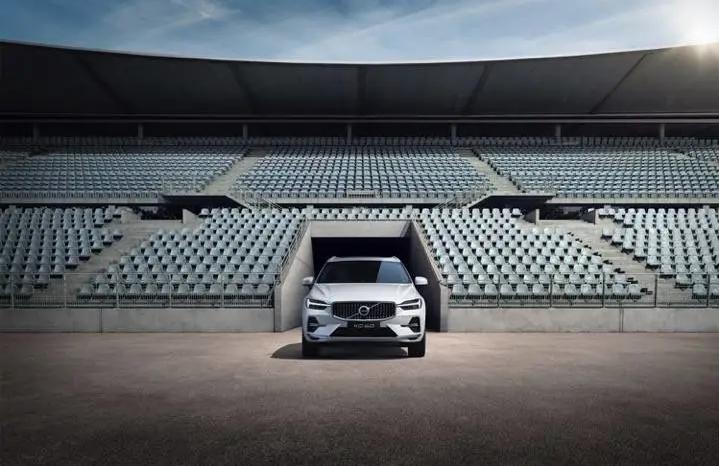 沃尔沃新款xc60携手中国足球,北欧扛把子全新沃尔沃xc60