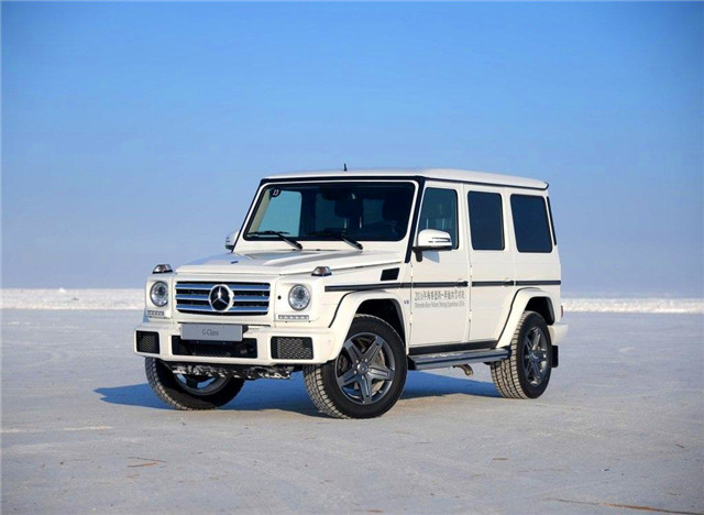 全新奔驰g350落地价,男人的梦想大气的奔驰amgg63