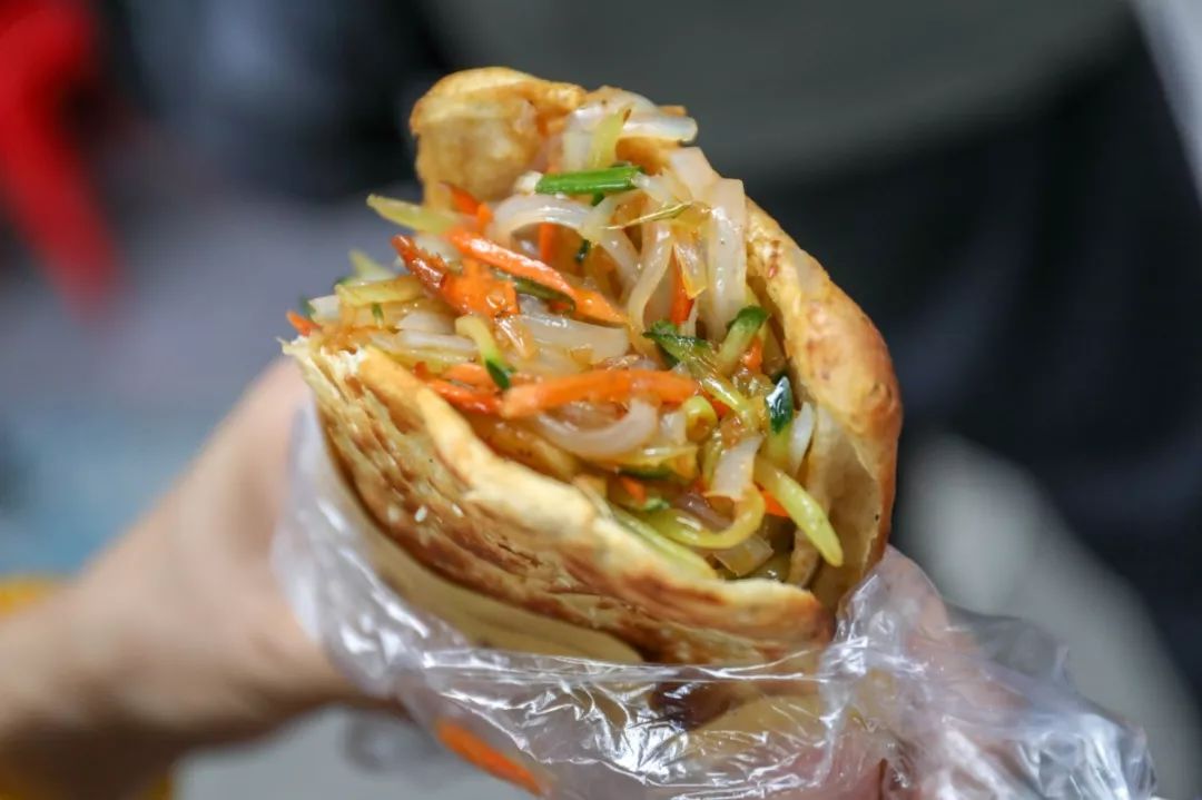 10块钱吃垮川大后街25家店，快快收藏