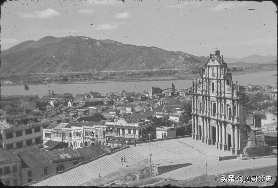 闻一多七子之歌指的是哪些地方,闻一多写有七子之歌七子指哪里