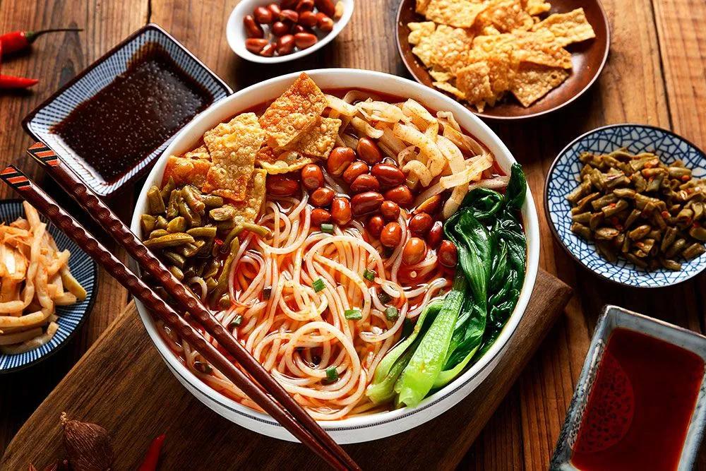 吃过不容错过的广西正宗螺蛳粉,广西哪里的螺蛳粉最出名最正宗