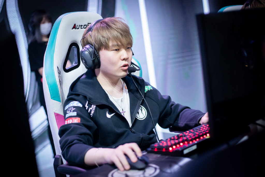 lpl全明星采访阿水和rookie,解说rookie沙皇和阿水卡莎