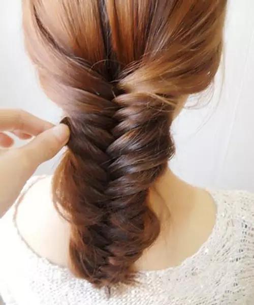 鱼骨辫网红红色蝴蝶结,女童扎头发鱼骨辫蝴蝶结