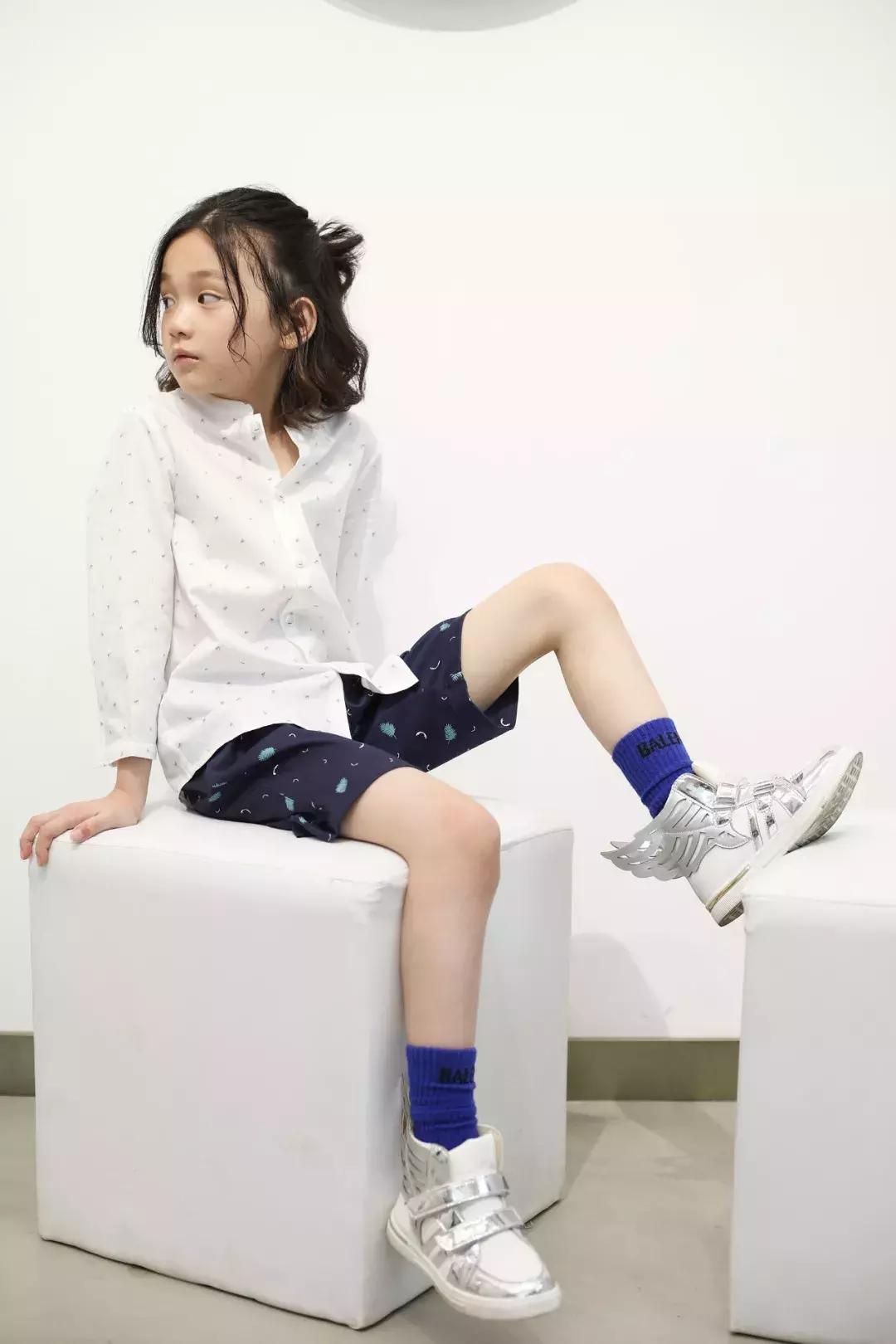 「CIERVO小鹿伯爵封面人物」邱彭浩：漫画里走出来的优雅少年